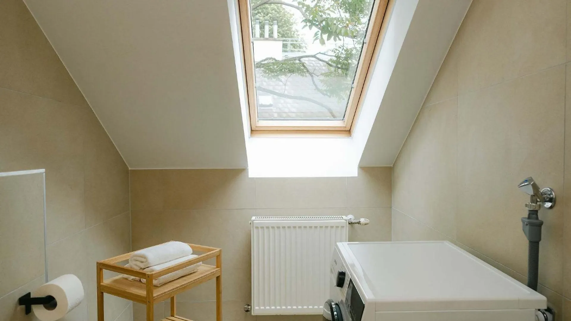 Modern 3Br Perfect For 4-6 Metro Close To Naschmarkt Wien Apartment