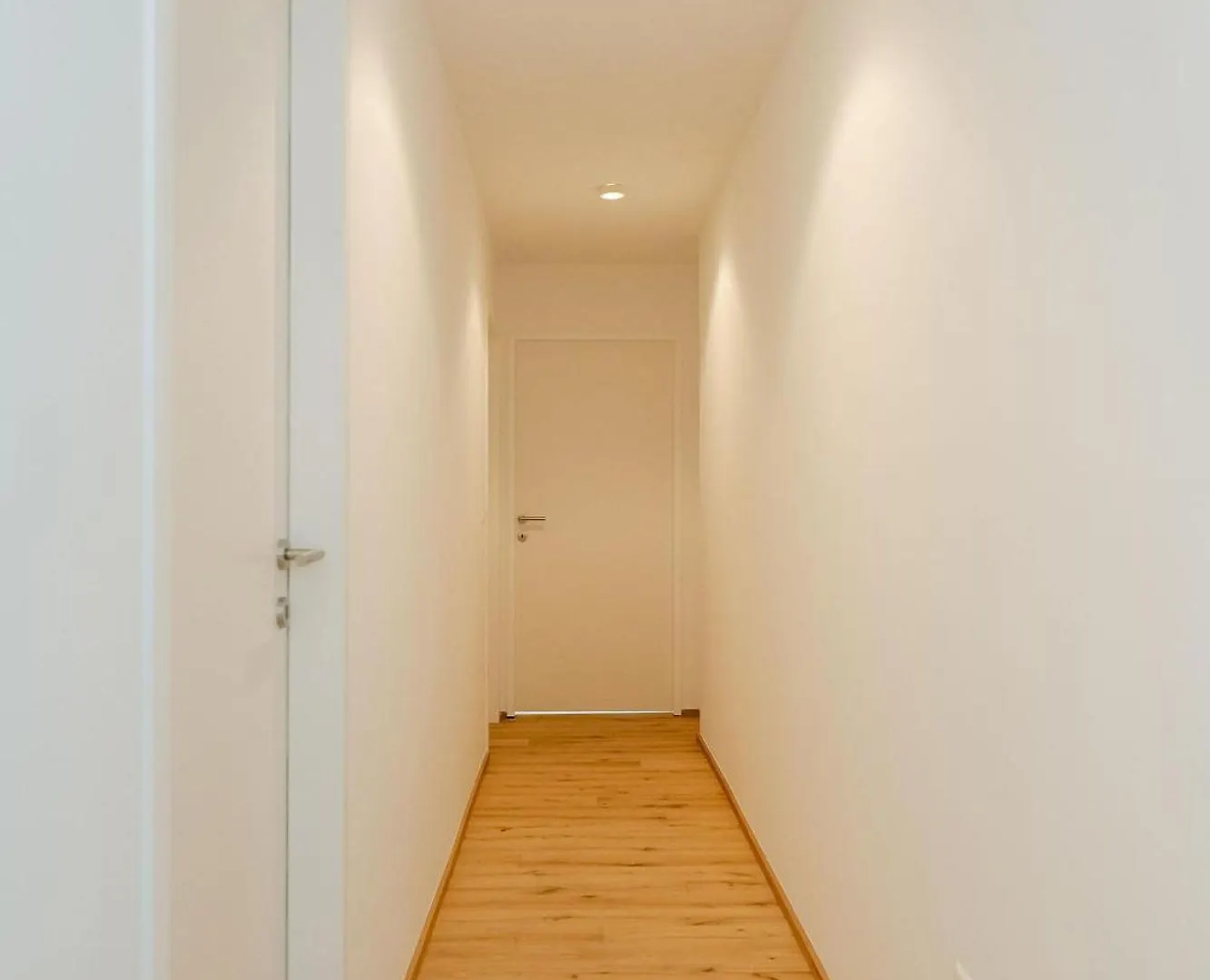 Modern 3Br Perfect For 4-6 Metro Close To Naschmarkt Wien 0*,  Österreich
