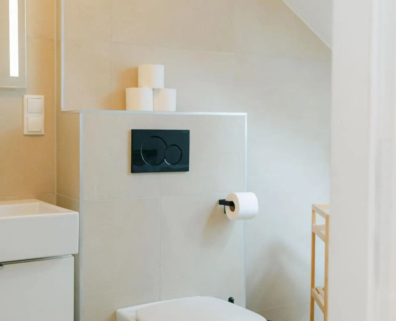 Modern 3Br Perfect For 4-6 Metro Close To Naschmarkt Wien Apartment